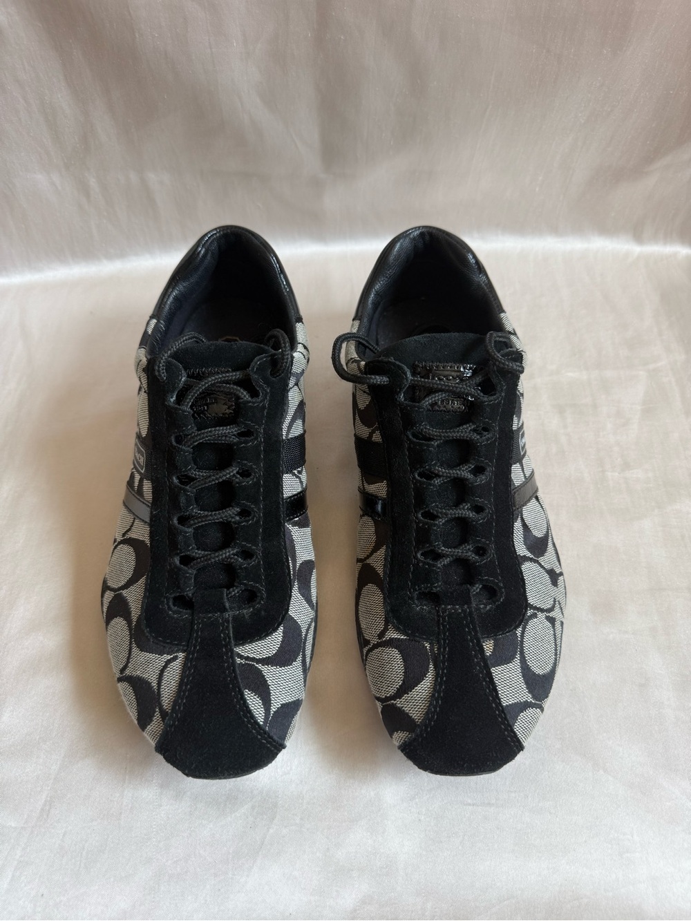 Coach Women’s Black and Gray Signature C Low-Top Sneakers